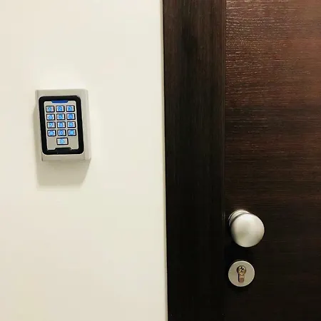 Right Place****cozy And Completely New *